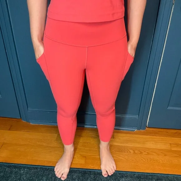 Set Lululemon Wunder Under Set – Coral Red | Size 2 Top, 4 Leggings - Picture 9 of 10
